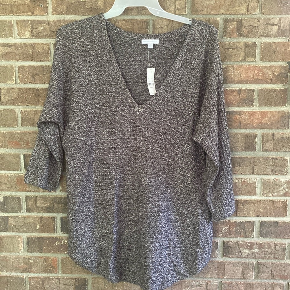 New York & Company Gray V-Neck Sweater with Dolman Sleeves